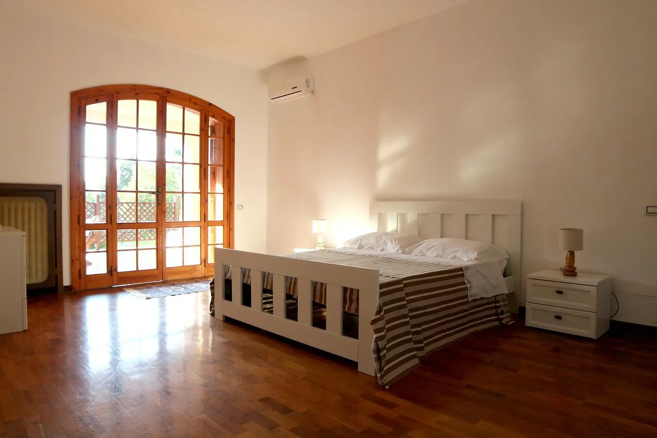 B&B Li Mari Lizzanello 3*,  Włochy